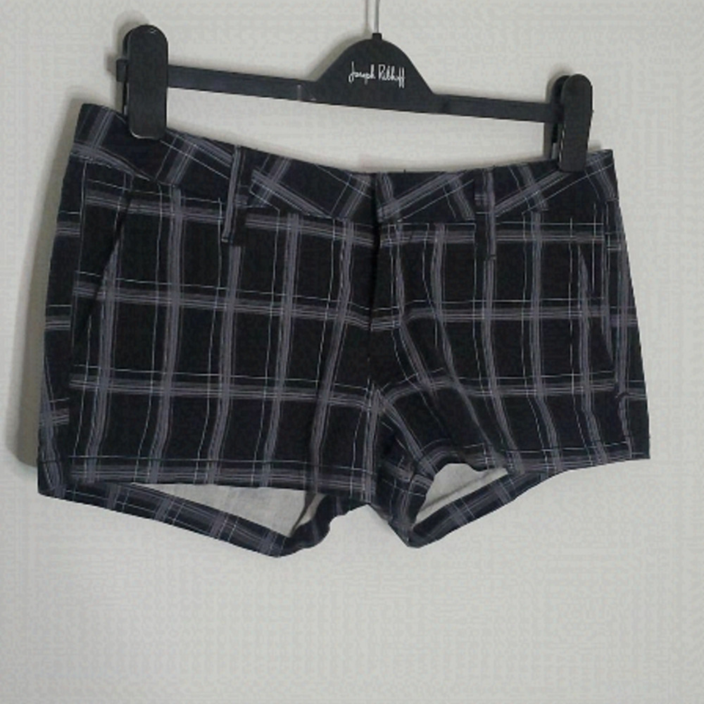 Hurley black and grey plaid lowrider shorts